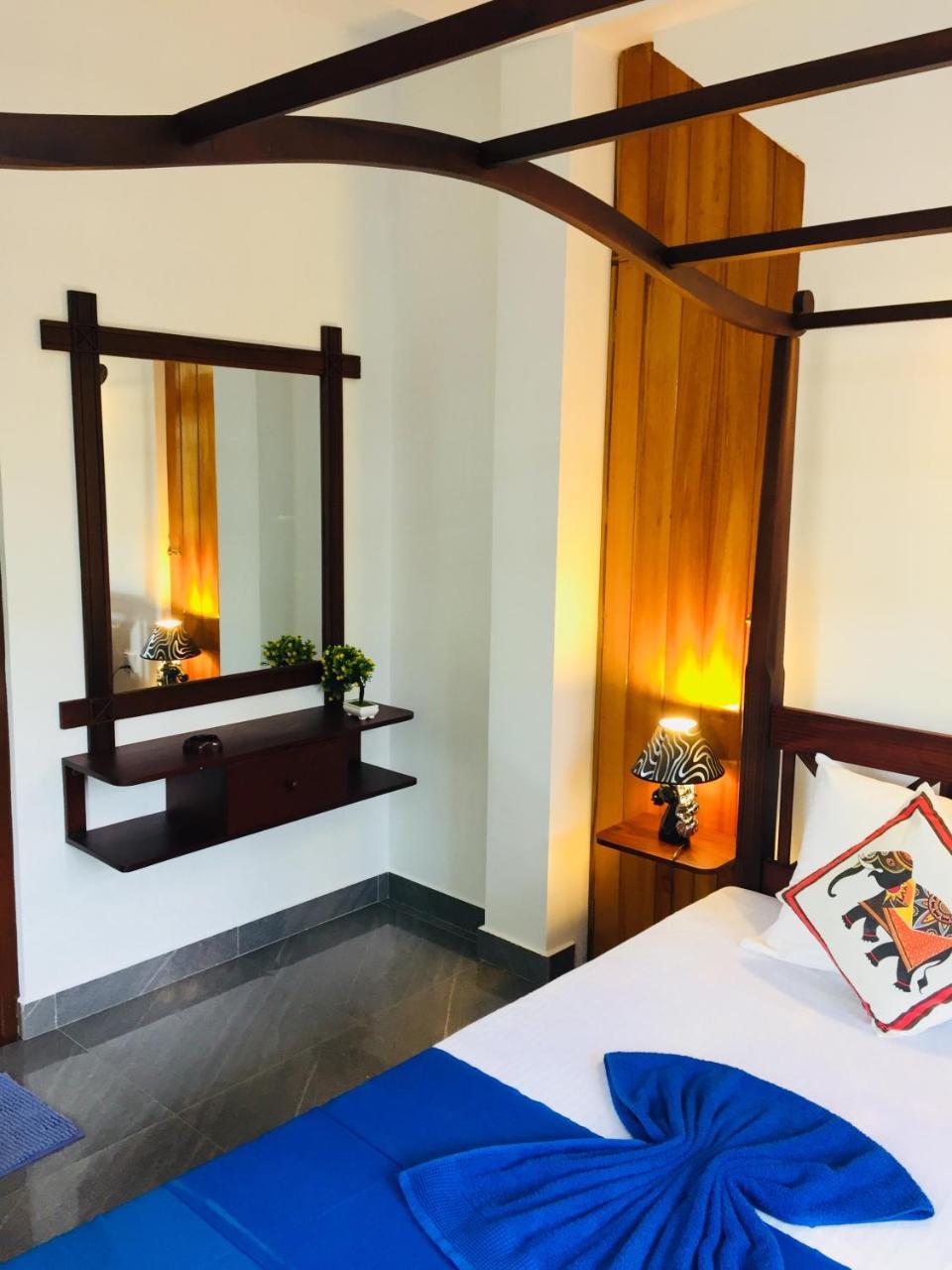 Sanjula Apartments Hikkaduwa Zewnętrze zdjęcie