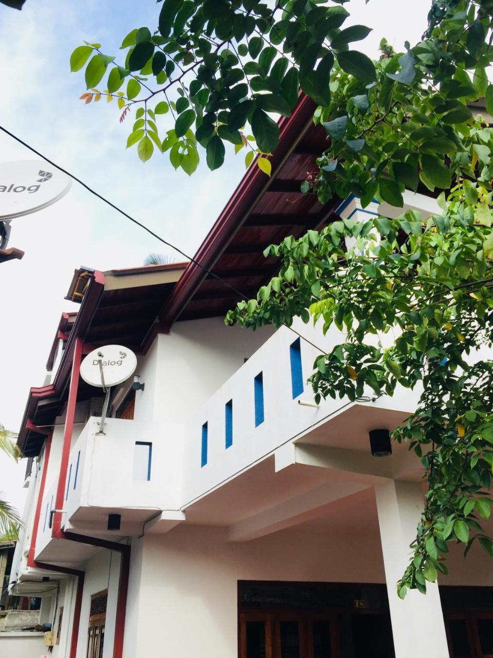 Sanjula Apartments Hikkaduwa Zewnętrze zdjęcie